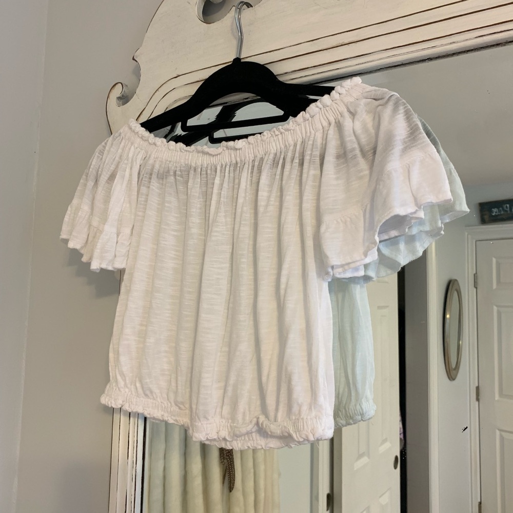 Emma & Sam white off the shoulder top
